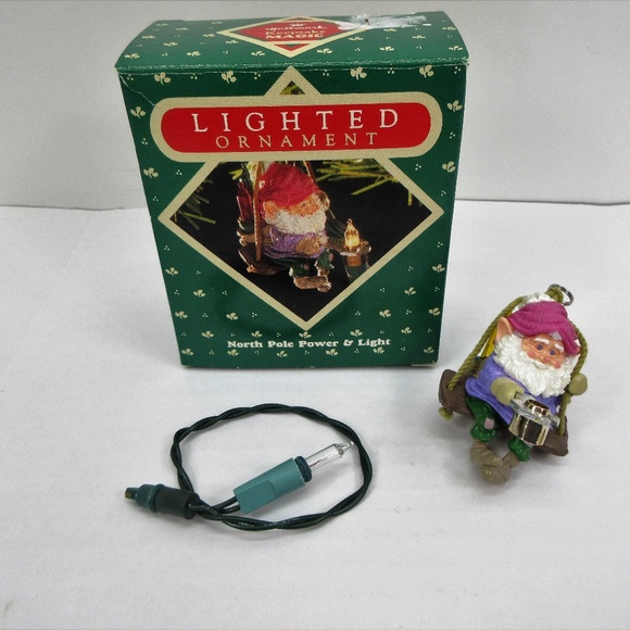 Hallmark Other - FINAL SALE..Hallmark Magic Lighted Ornament North